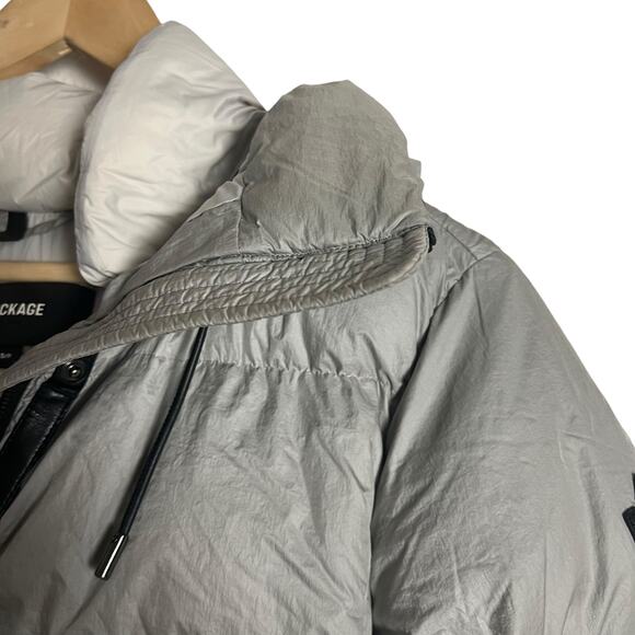 Mackage Freya Gray Hooded Down Puffer Jacket Coat Size Small - Picture 3 of 15